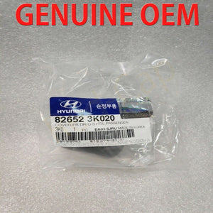 Outer Front Right Side Door Cap Cover 826523K020 for Hyundai Sonata 2006 2010
